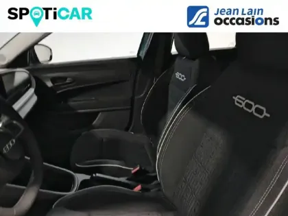 Photo 10 Fiat 600  T-Gen 3 1.2 Hybrid 145ch eDCT6