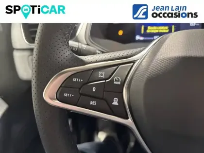 Photo 17 Renault Captur  E-Tech full hybrid 160 ch