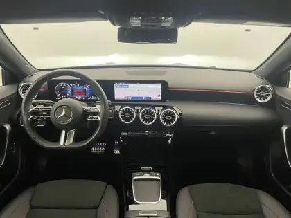 Photo 28 Mercedes Classe A  250 e Hybrid EQ 8G-DCT