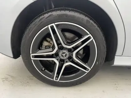 Photo 18 Mercedes Classe A  250 e Hybrid EQ 8G-DCT