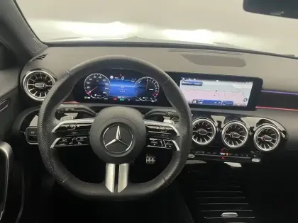 Photo 21 Mercedes Classe A  250 e Hybrid EQ 8G-DCT