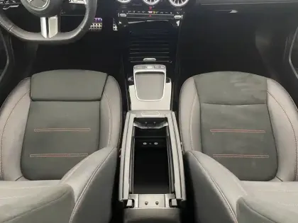 Photo 29 Mercedes Classe A  250 e Hybrid EQ 8G-DCT