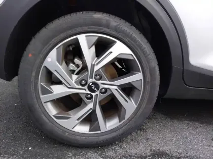 Photo 19 Kia Stonic  1.0 T-GDi 100 ch DCT7