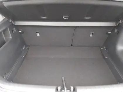 Photo 16 Kia Stonic  1.0 T-GDi 100 ch DCT7