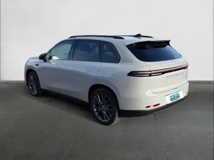 Photo 6 Leapmotor C10  REEV 28.4 kWh - 158 kW