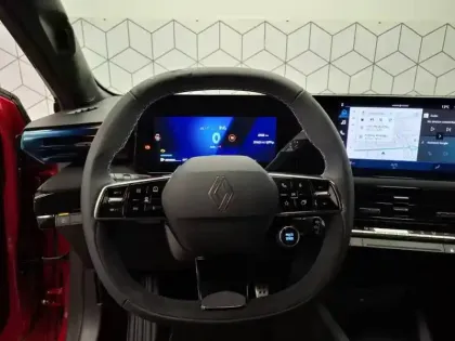 Photo 9 Renault Clio  E-Tech full hybrid 160 ch