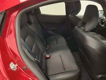 Photo 7 Renault Clio  E-Tech full hybrid 160 ch