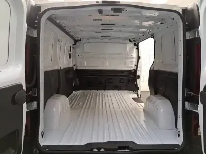 Photo 18 Renault Trafic  FGN L1H1 2800 KG BLUE DCI 130