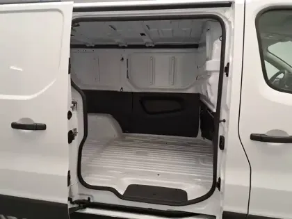 Photo 20 Renault Trafic  FGN L1H1 2800 KG BLUE DCI 130