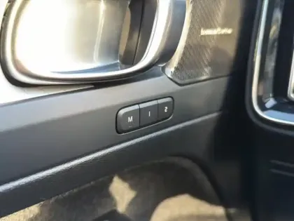 Photo 15 Volvo Xc40  B3 163 ch DCT7