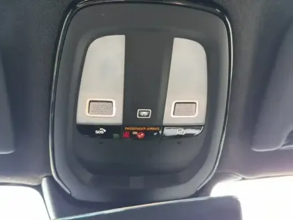 Photo 32 Volvo Xc40  B3 163 ch DCT7