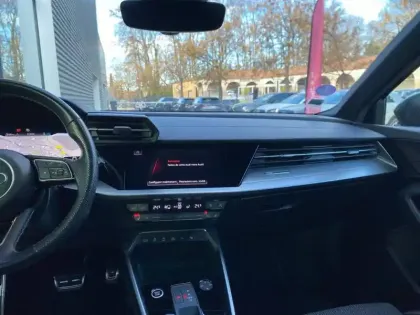 Photo 17 Audi A3  Berline 30 TFSI Mild Hybrid 110 S tronic 7