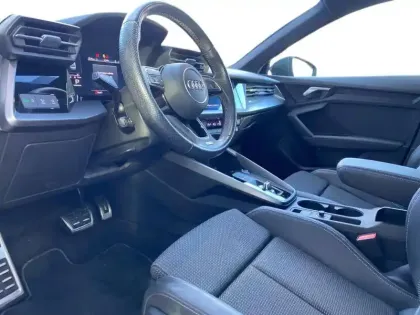 Photo 14 Audi A3  Berline 30 TFSI Mild Hybrid 110 S tronic 7