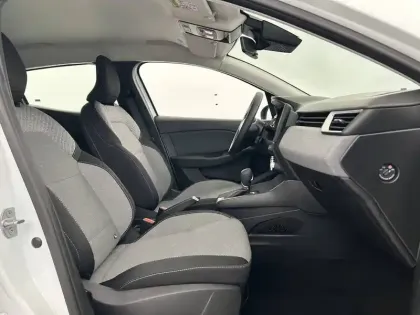 Photo 22 Renault Clio  E-Tech full hybrid 145 ch GSR2