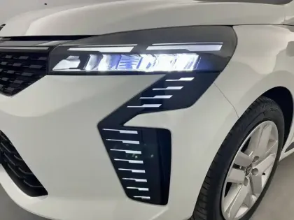 Photo 30 Renault Clio  E-Tech full hybrid 145 ch GSR2