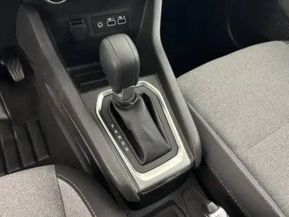 Photo 21 Renault Clio  E-Tech full hybrid 145 ch GSR2