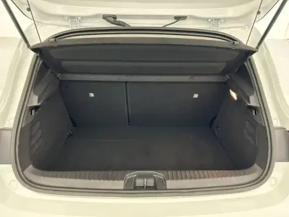 Photo 27 Renault Clio  E-Tech full hybrid 145 ch GSR2