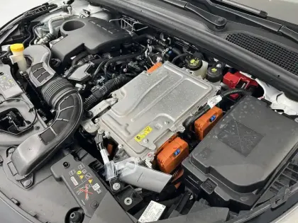 Photo 82 Renault Clio  E-Tech full hybrid 145 ch GSR2