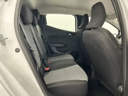 Photo 24 Renault Clio  E-Tech full hybrid 145 ch GSR2