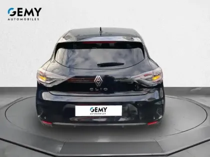 Photo 19 Renault Clio  E-Tech full hybrid 145 ch GSR2