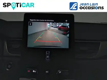 Photo 19 Renault Captur  E-Tech full hybrid 160 ch