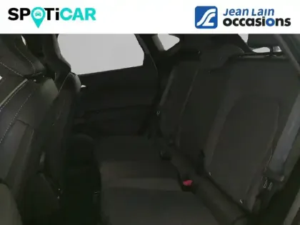 Photo 11 Renault Captur  E-Tech full hybrid 160 ch