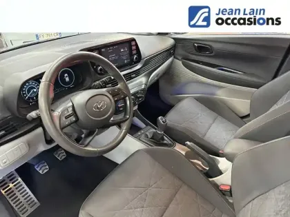Photo 10 Hyundai Bayon  1.0 T-GDi 100 Hybrid 48V