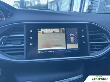 Photo 12 Peugeot 308  PureTech 130ch S&S EAT8