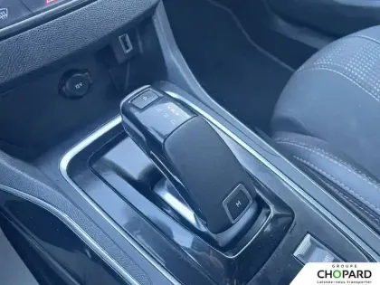 Photo 18 Peugeot 308  PureTech 130ch S&S EAT8