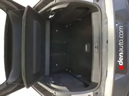 Photo 8 Peugeot 3008  Hybrid 136 e-DCS6