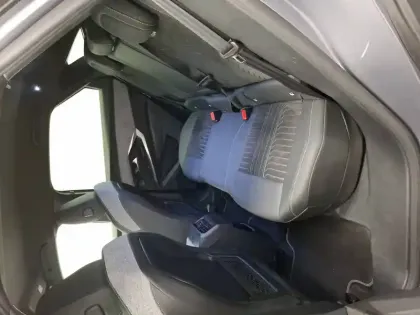 Photo 10 Peugeot 3008  Hybrid 136 e-DCS6