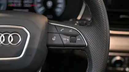 Photo 23 Audi Q5  55 TFSIe 367 S tronic 7 Quattro