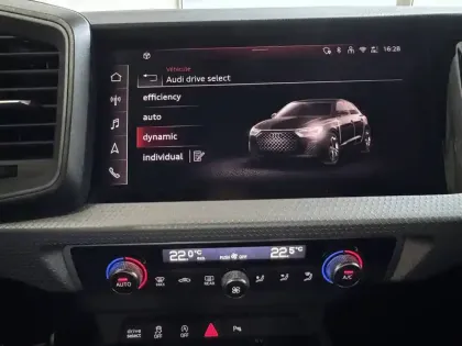 Photo 19 Audi A1  Sportback 30 TFSI 116 ch S tronic 7