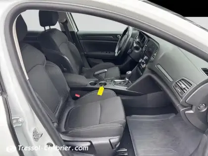 Photo 23 Renault Megane Gén. IV (KFB) Ph1 Zen 5