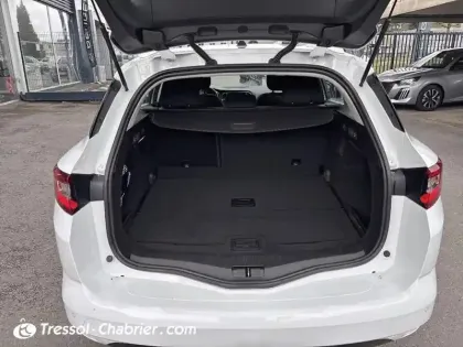 Photo 17 Renault Megane Gén. IV (KFB) Ph1 Zen 5