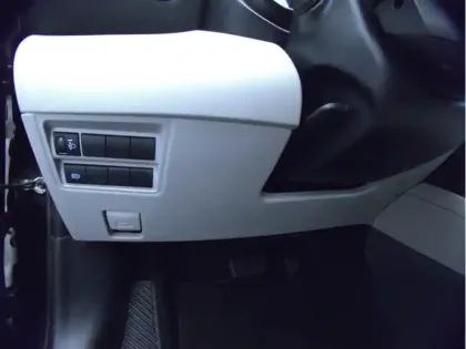 Photo 12 Toyota Yaris Hybride 116h Iconic Techno