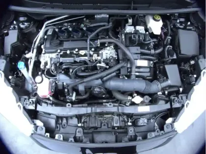 Photo 16 Toyota Yaris Hybride 116h Iconic Techno