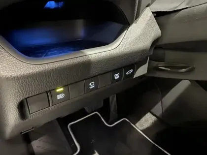 Photo 9 Toyota Rav4 Hybride 2WD 183ch Lounge HYBRID 218CH LO