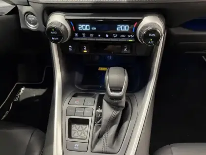 Photo 11 Toyota Rav4 Hybride 2WD 183ch Lounge HYBRID 218CH LO