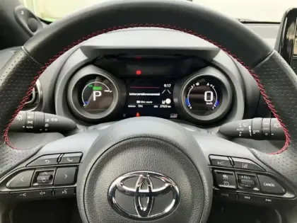 Photo 15 Toyota Yaris Hybride 116h GR SPORT / Pack techno
