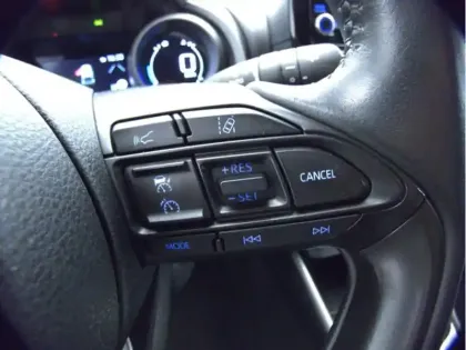 Photo 17 Toyota Yaris Hybride 116h Design