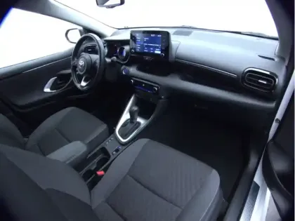 Photo 18 Toyota Yaris Hybride 116h Design