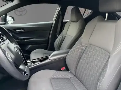 Photo 16 Toyota C-HR Hybrid Edition 1.8 122 ch