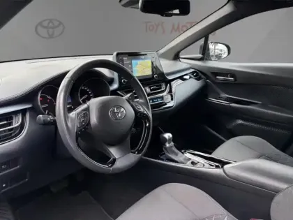 Photo 9 Toyota C-HR Hybrid Edition 1.8 122 ch