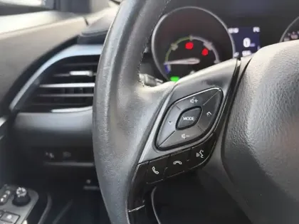 Photo 12 Toyota C-HR Hybrid Edition 1.8 122 ch