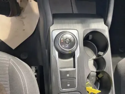 Photo 7 Ford Kuga 2.5 Duratec 190ch FHEV E85 Titanium BVA