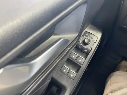 Photo 5 Ford Kuga 2.5 Duratec 190ch FHEV E85 Titanium BVA