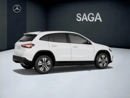 Photo 18 Mercedes GLA 200 d Progressive Line