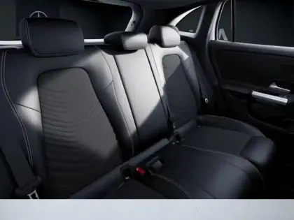 Photo 38 Mercedes GLA 200 d Progressive Line