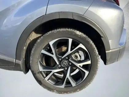 Photo 8 Toyota C-HR 1.8 Hybride 122 Edition